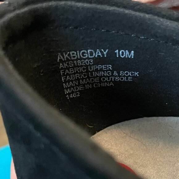 Anne Klein AK Sport Slip On w Zip Up Closure Fabric Sneakers Black & White Sz 10 - Picture 10 of 11